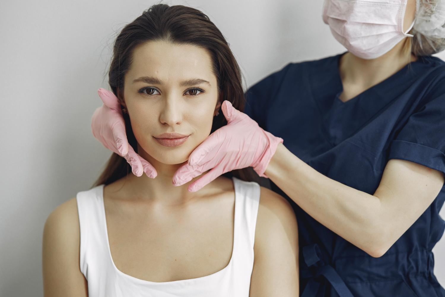 Suture Suspension vs Traditional Facelift – Eterna Cosmetic Surgery Suture Suspension vs Traditional Facelift - Eterna Cosmetic Surgery